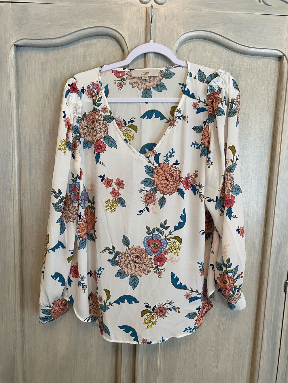 LOFT Ivory Floral V-Neck Blouse with Teal and Rust Accents